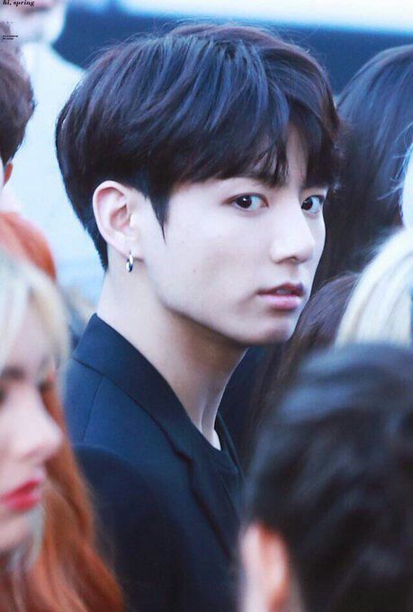 Jungkook Ama's Look 