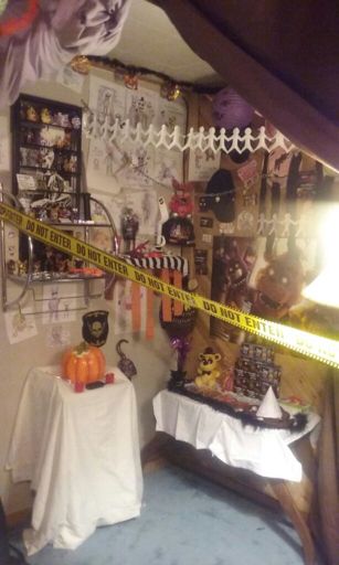 OUR FNAF ROOM SO FAR! - By me and my boyfriend | Five Nights At Freddy ...