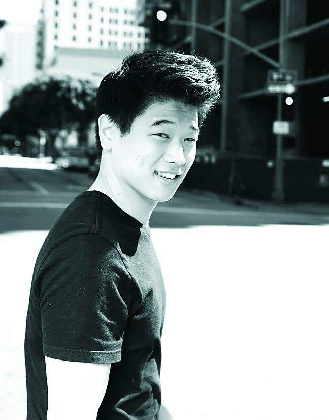 Présentation : KI HONG LEE | FR Kpop Amino