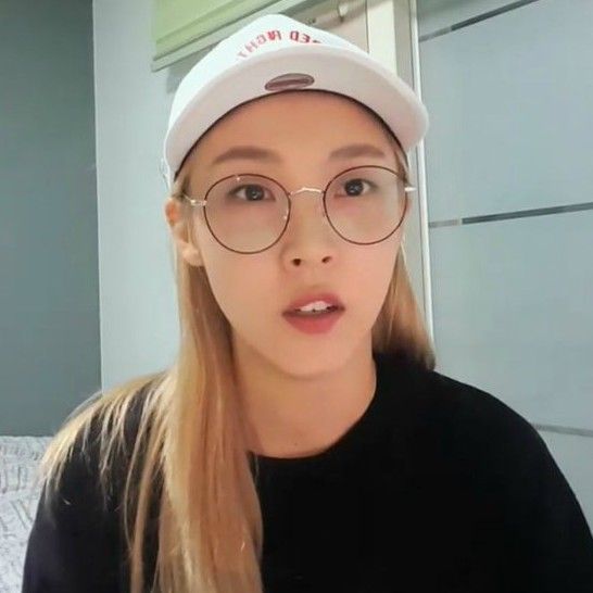  Moonbyul  without makeup  yaaaaas  MAMAMOO Amino