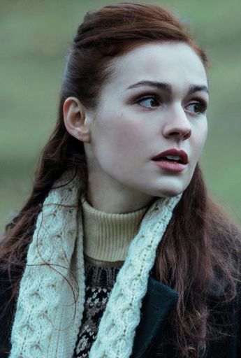 Claire Fraser, Outlander Wiki