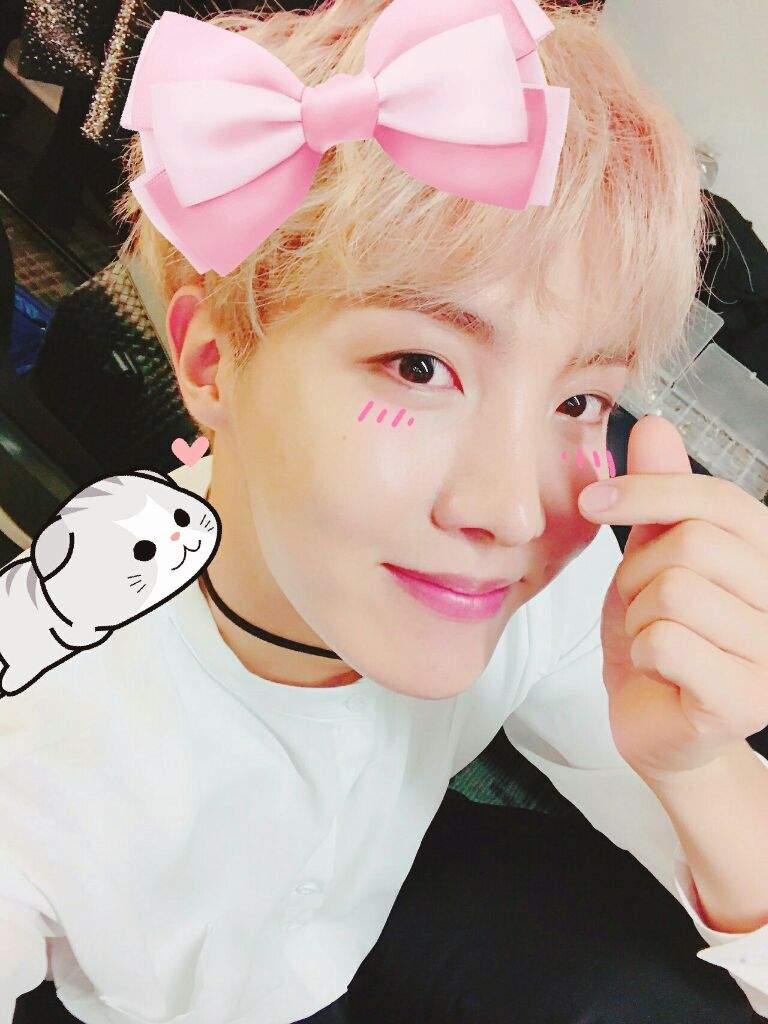 Cute and Aesthetic BTS Edits•.· | ARMY's Amino