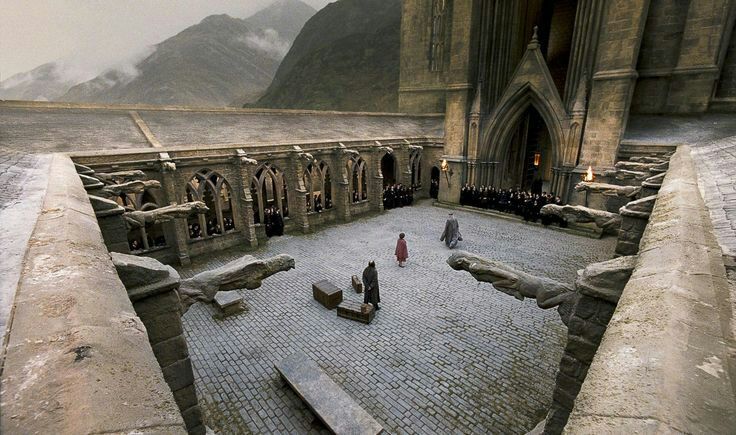 Resultado de imagem para SaguÃ£o de entrada hogwarts