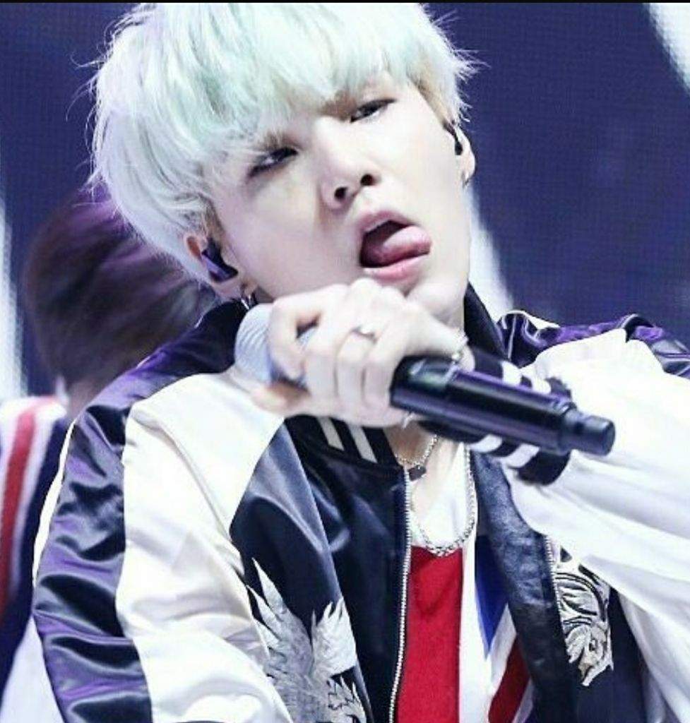 ⚠🔥BTS' Tongues🔥⚠ | ARMY's Amino