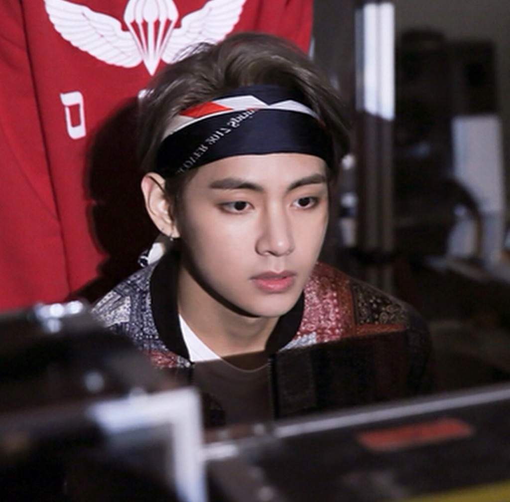 Never Starcast Update Mic Drop | Kim Taehyung Amino