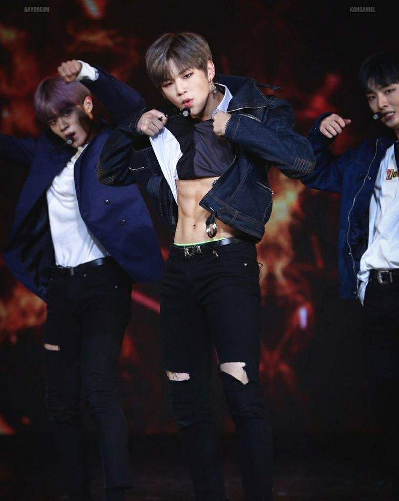 Kang Daniel (abs compilation) | Kang Daniel 🍑 Amino