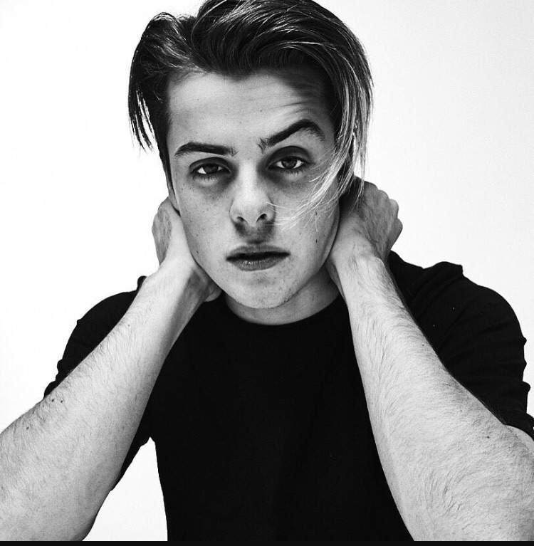 Chris | Fanart🔥 | Skam Amino