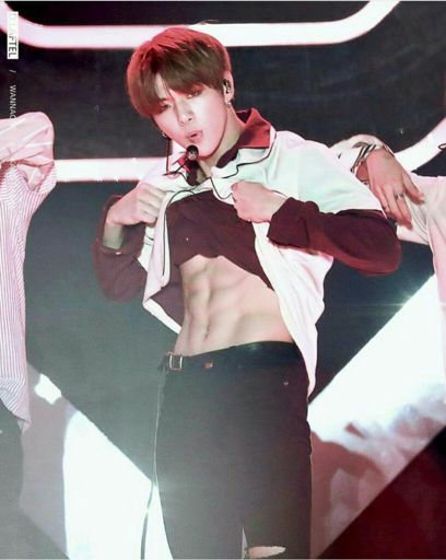 Kang Daniel (abs compilation) | Kang Daniel 🍑 Amino