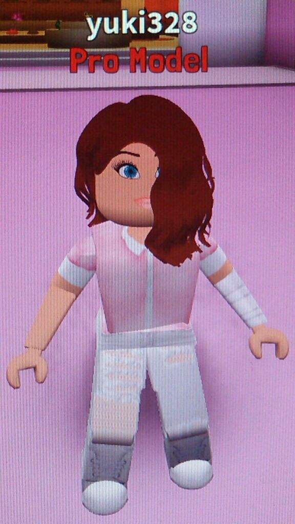 Fashion Famous Is The New Update From Fashion Frenzy Go Check It Out Roblox Amino