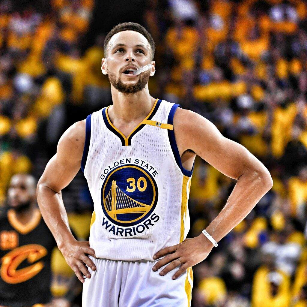 Are We Disrespecting Stephen Curry? | Hardwood Amino