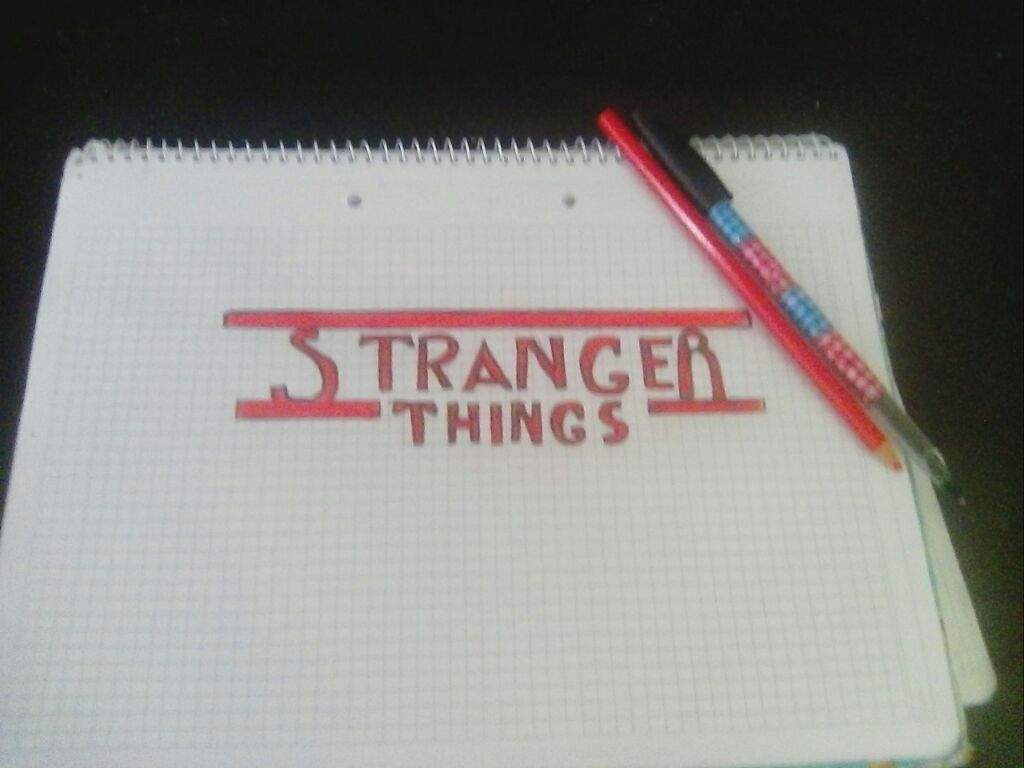 Dibujo del logo de STRANGER THINGS y otras cosas | Stranger Things Aмιησ  Amino