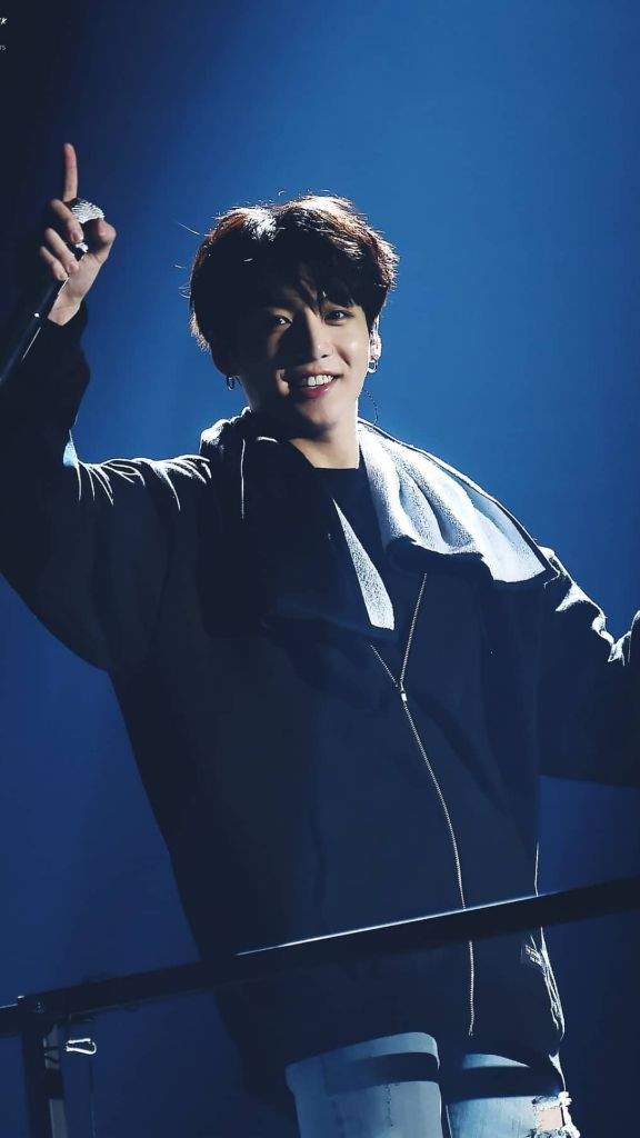 ♡Rude/Cute Jungkook (wallpaper)on stage♡ | ARMY's Amino