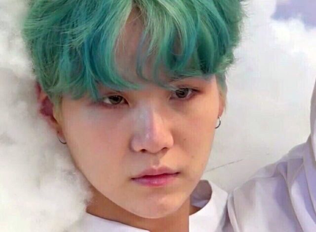 BTS RAINBOW SERIES: Grinning GREEN - Yoongi | ARMY's Amino