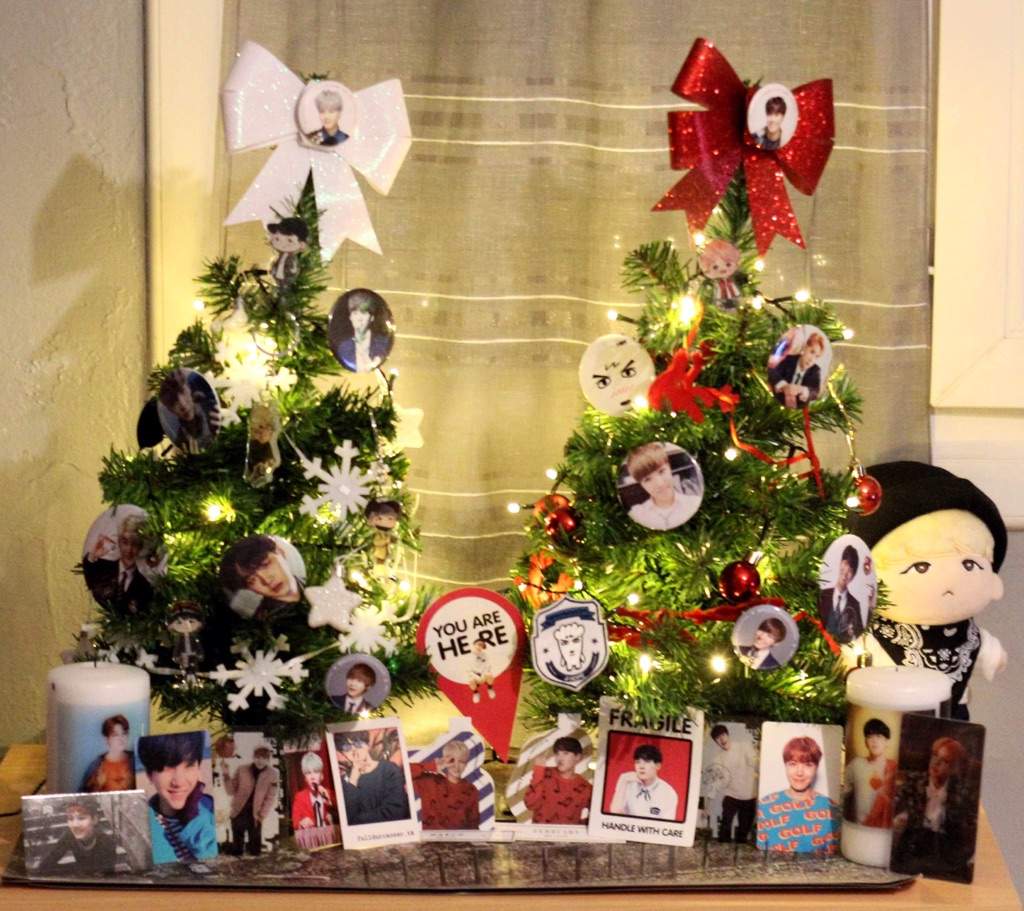 My BTS Christmas tree 🎄 ARMY's Amino