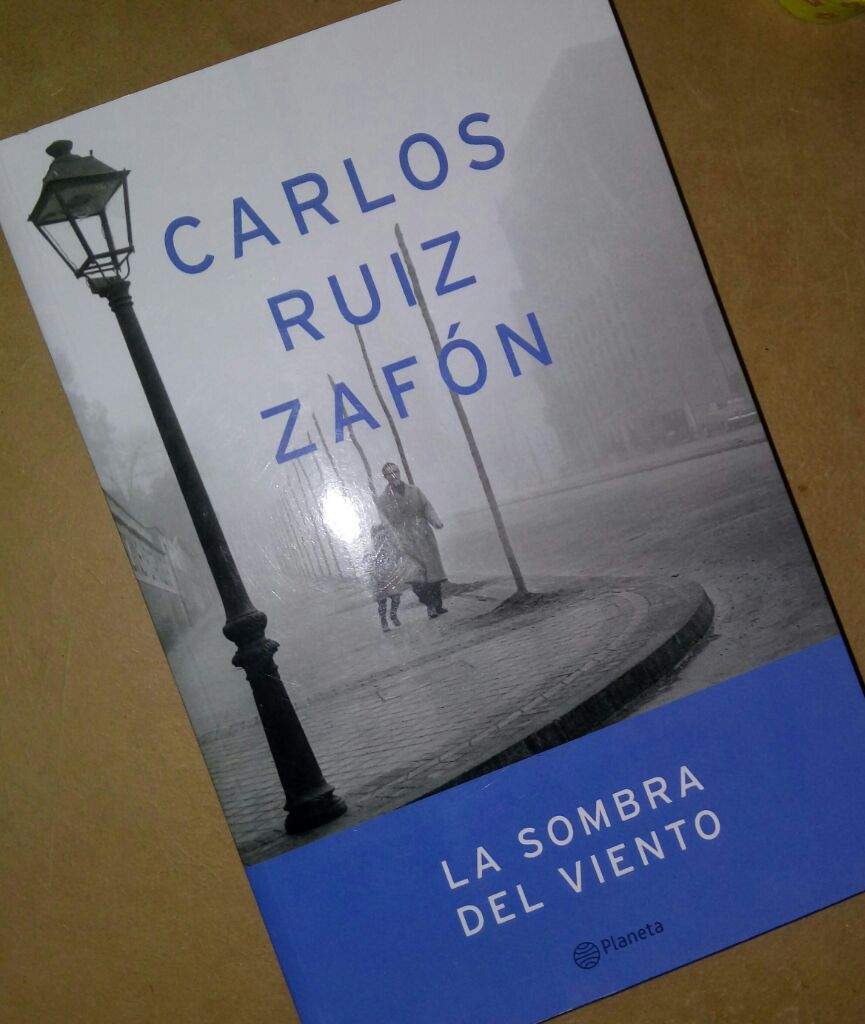 La Sombra del Viento - Carlos Ruiz Zafón | • Libros • Amino La Sombra del Viento - Carlos Ruiz Zafón | • Libros • Amino