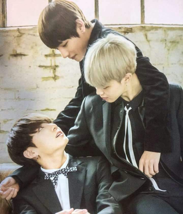 Bts Compilation Of Maknae Line Armys Amino