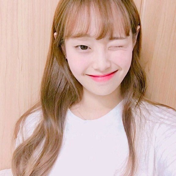 Information About Chuu | LOOΠΔ Amino Amino