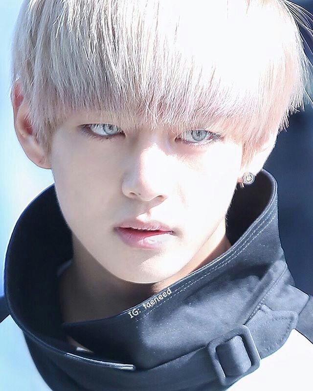 💙Taehyung with white hair♥ | K-Pop Amino