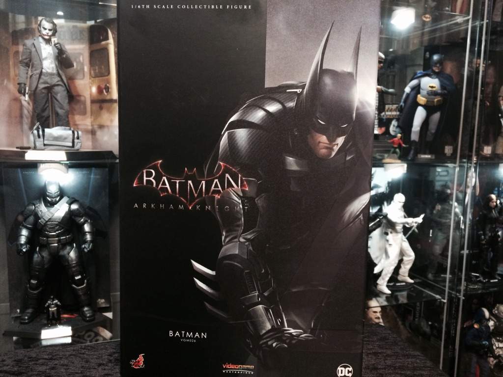 arkham knight batman hot toys