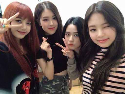 What boy group do u want blackpink to collab with? | BLINK (블링크) Amino