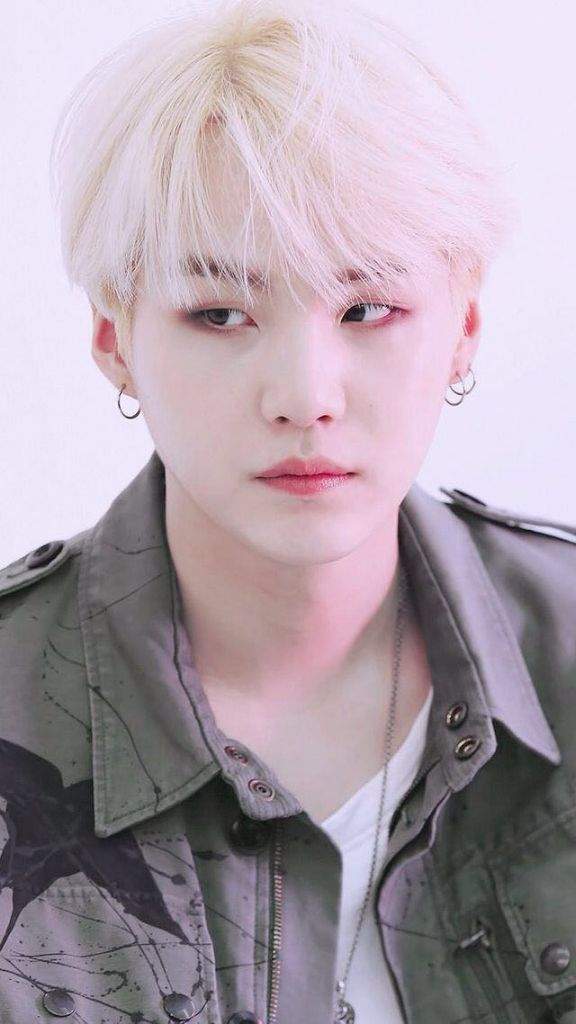 Suga agust d фото