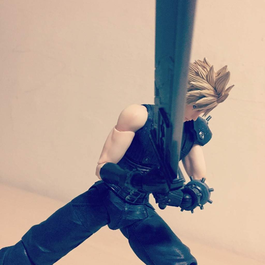 FFVII Remake Cloud Strife Sword Wielding Part 2 Anime Amino   5688e0ddd2e981ccbcdd13f7b8a7bc14fd8342ec Hq 