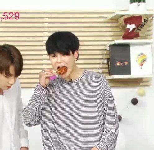 D10- Jimin eating chicken | ARMY's Amino