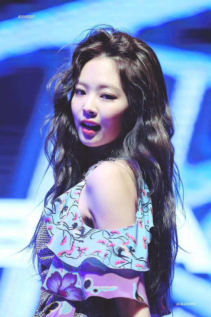 Day 2: Jennie in Blue 💙 | Kim Jennie Amino