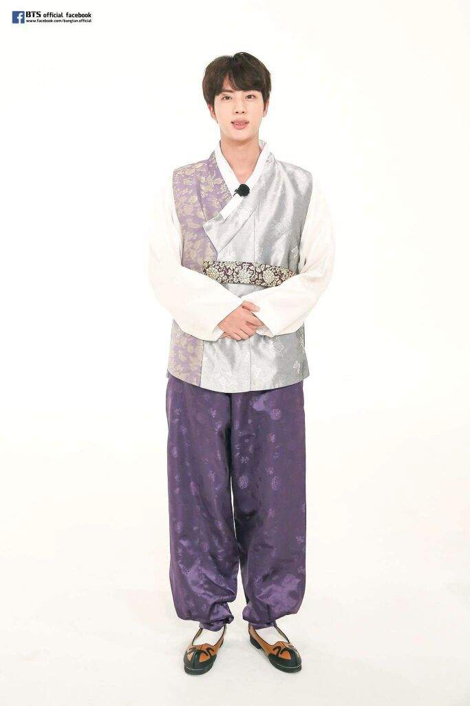 BTS IN HANBOK | ARMY's Amino