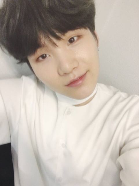 30 Days BTS Challenge....Day 2...@BTS😍 Suga selca | ARMY's Amino