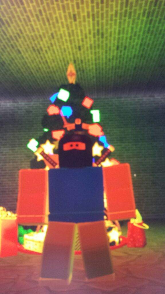 Jealousy On Christmas Roblox Amino - team sloth roblox amino