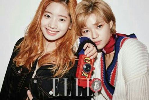 Instagram Update ll @Jeong_yeon and @dahyun_ | T A L E N T Roleplayer Amino