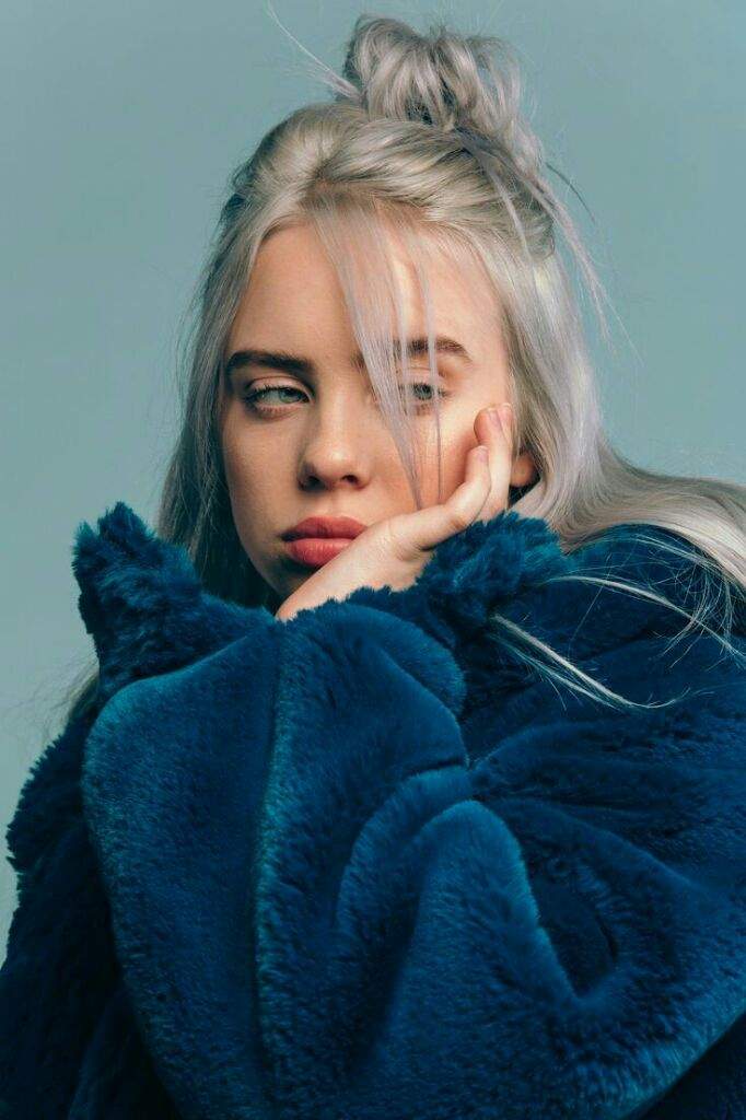 Billie Eilish • | Wiki | Billie Eilish • Español Amino Amino