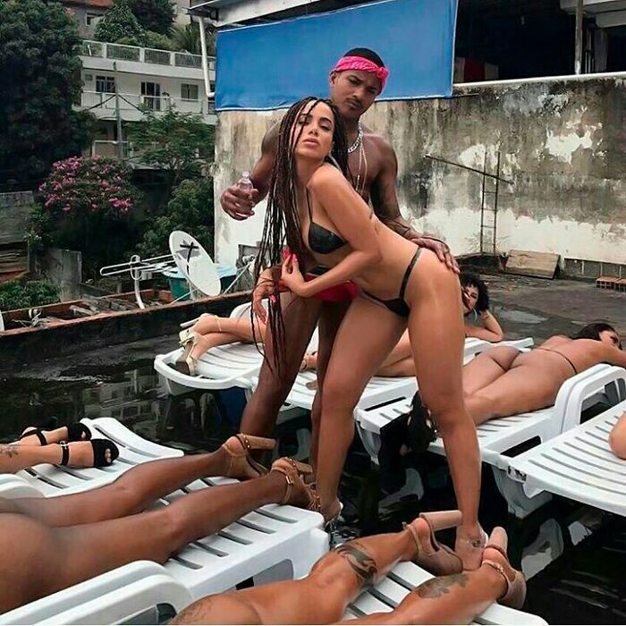 Fuego (with Sean Paul, Anitta, feat. 