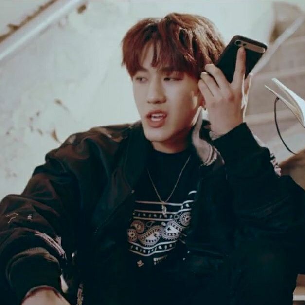 My aesthetic = Changbin without a hat | Stray Kids Amino