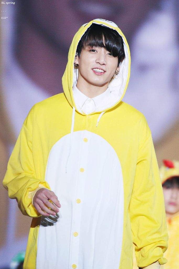 jungkook yellow hoodie