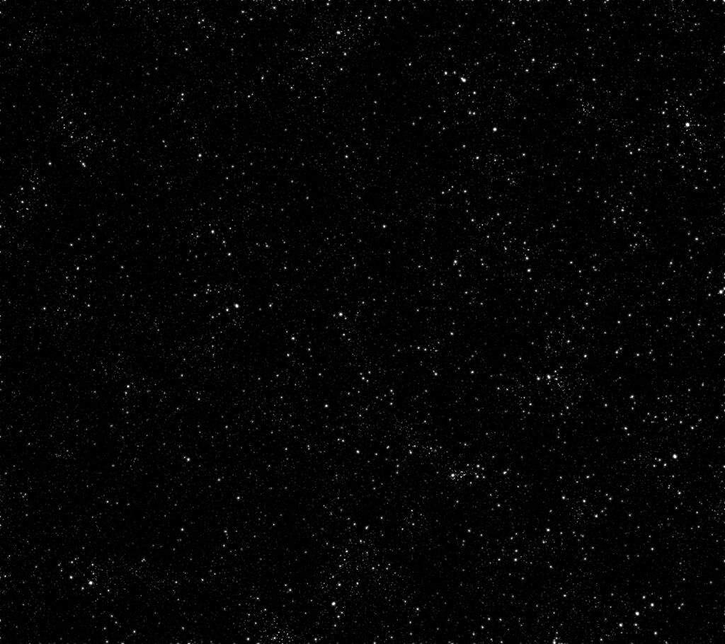 Черное небо со звездами