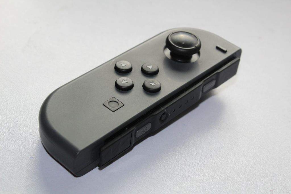 Breaking down the Joycon Nintendo Switch! Amino