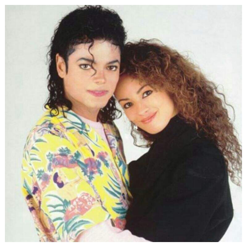 Did Michael Jackson date Tatiana Thumbtzen? 