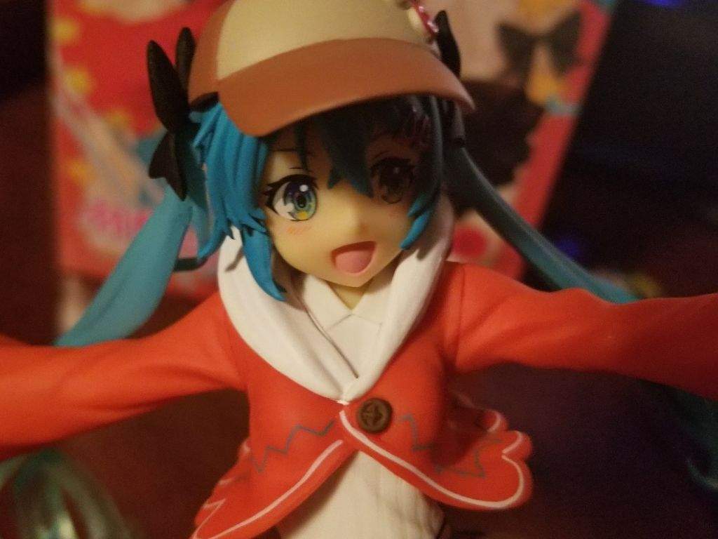 miku autumn figure