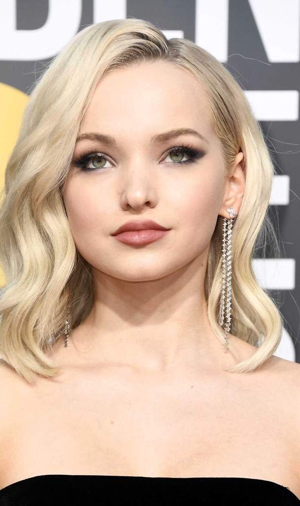 HAPPY BIRTHDAY Dove Cameron Age 22 In 2018 Dove Cameron Amino happy-birthday-dove-cameron-age-22-in-2018-dove-cameron-amino