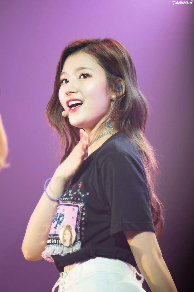 Sana @ Twice Japan Showcase 2018 ♕ 