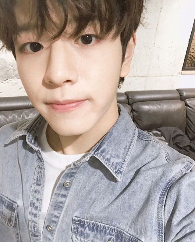 Seungmin Instagram Update 180129 | Stray Kids Amino