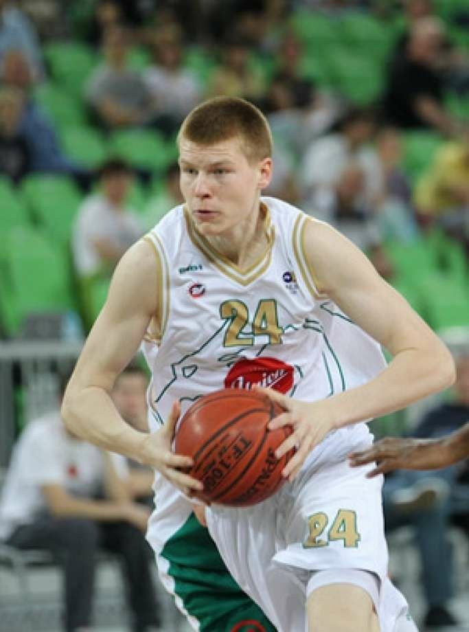 Davis Bertans | Wiki | Hardwood Amino