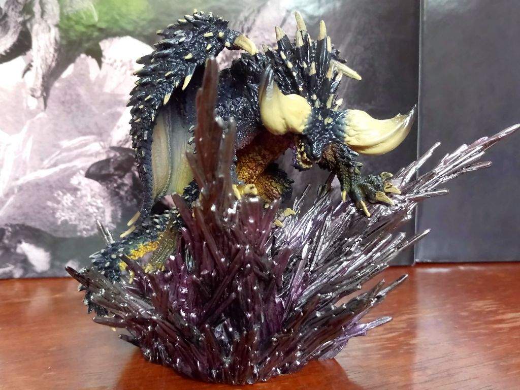 The Nergigante That Comes With The Collector S Edition Looks Not Bad Monster Hunter Amino