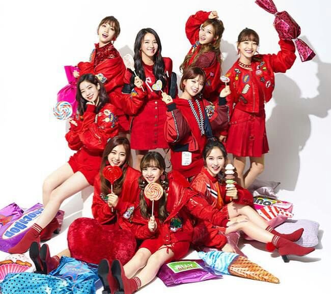 TWICE band ends 'Candy Pop' concert in Japan successfully! | K-Pop Amino