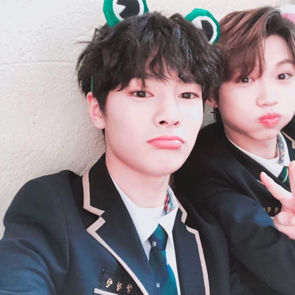 @realstraykids | Stray Kids Amino