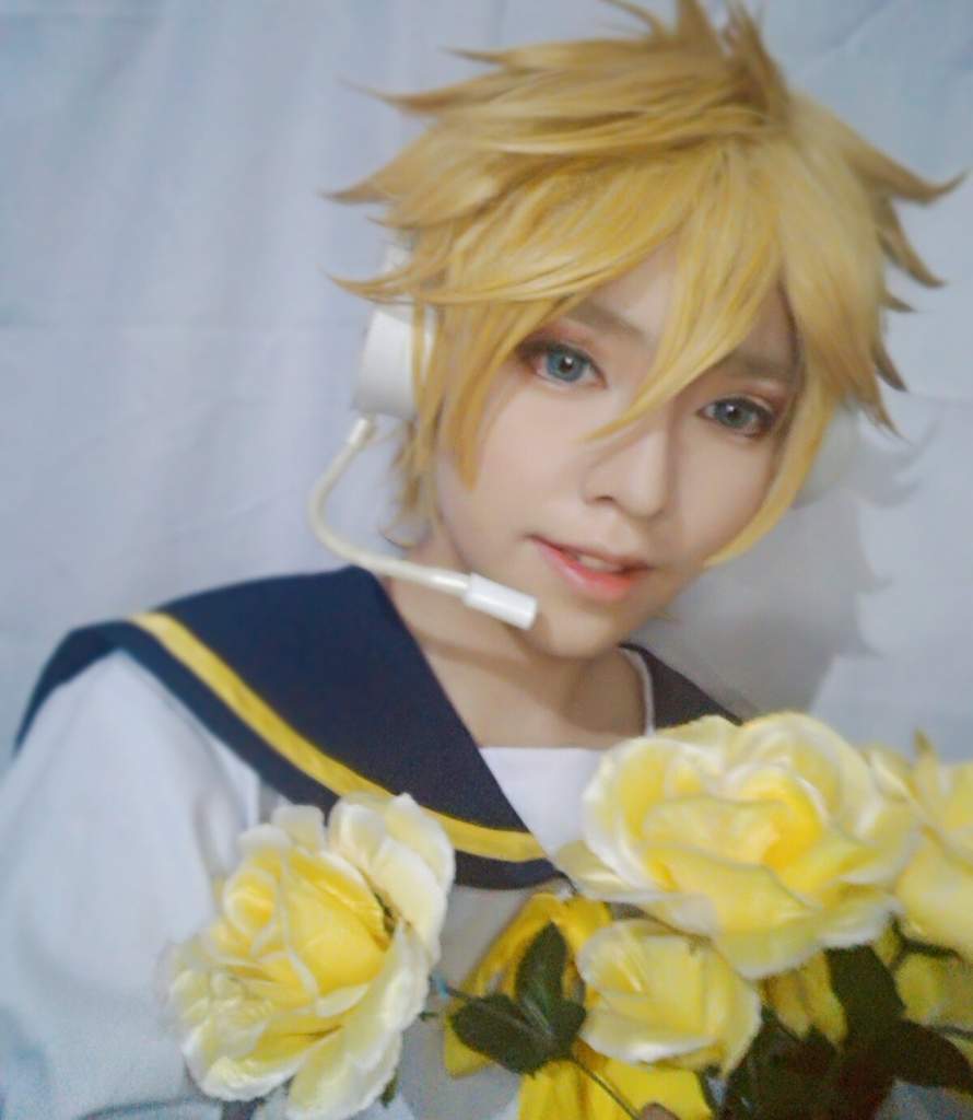 Kagamine Len cosplay 🍌 | Vocaloid Amino