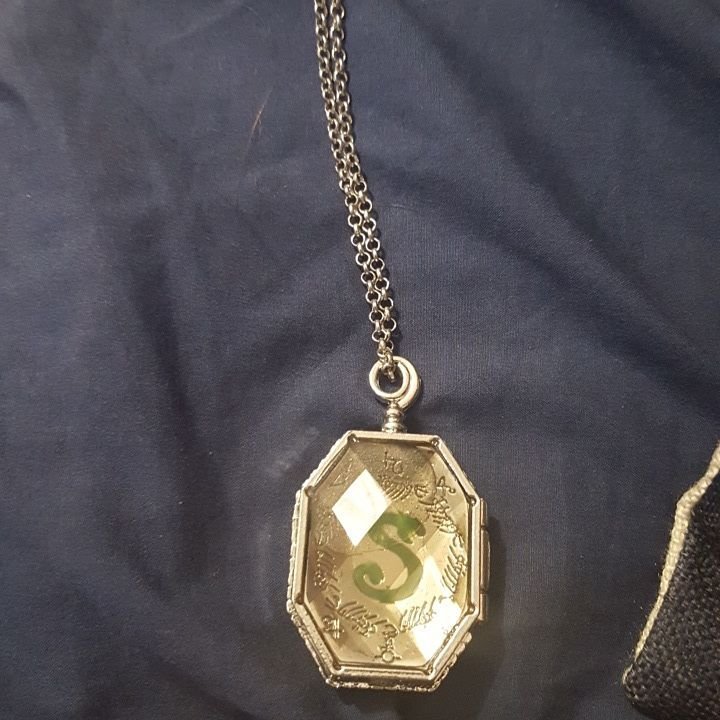 salazar slytherins horcrux locket