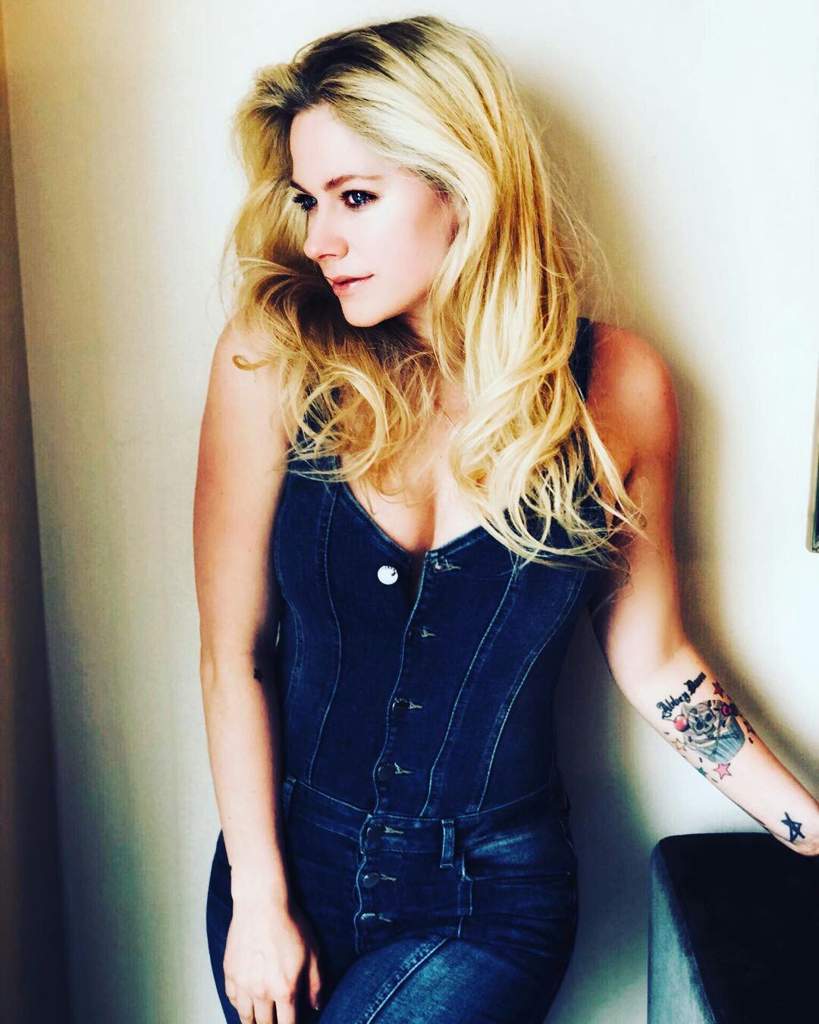 Instagram Avril nudes (15 foto and video), Sexy, Bikini, Feet, panties 2020 Instagram Avril nude (52 foto and video), Tits, Fappening, Twitter, legs 2017